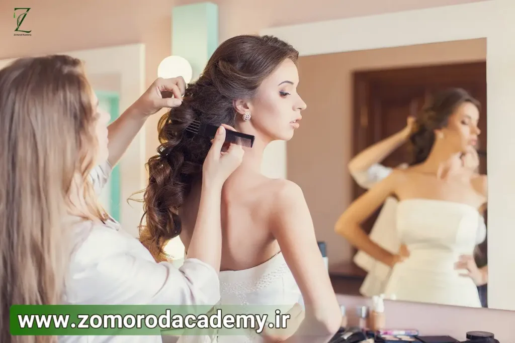 آموزش شینیون موی عروس در آکادمی زیبایی زمرد